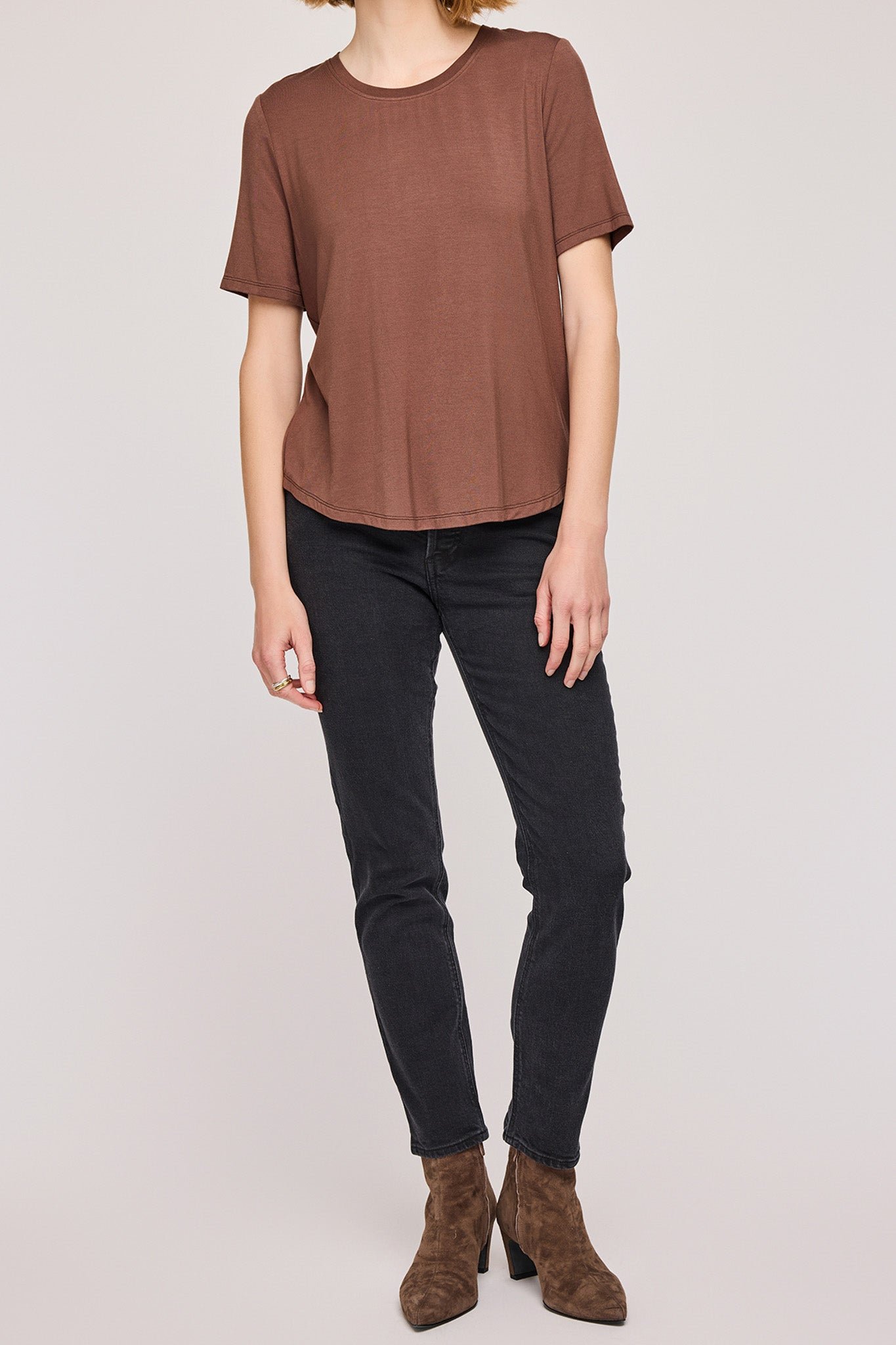 personify-brielle-tee-3.jpg