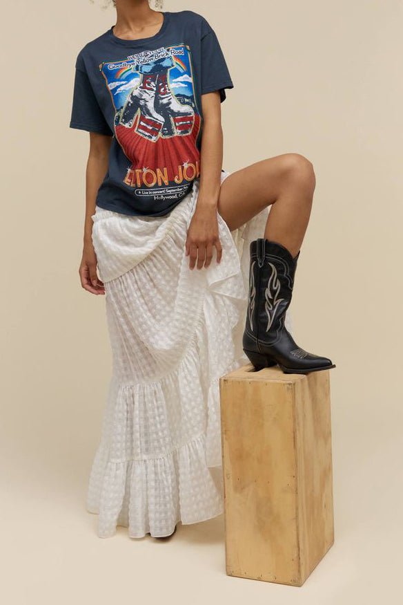 personify-hollywood-boots-bf-tee-3.jpg
