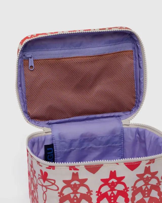 personify-large-cosmetic-case-cowgirl-3.jpg