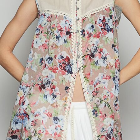 Lola Almond Lace Top *S-L*